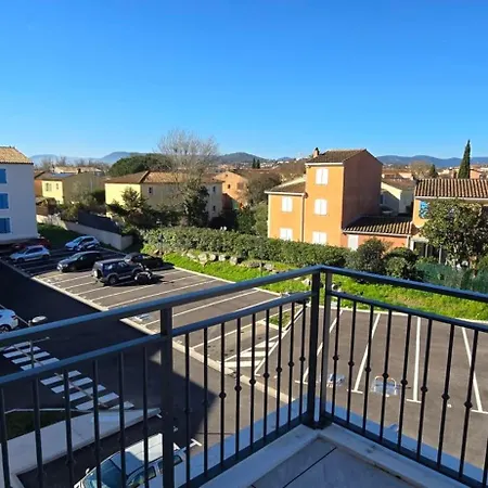For 2 With Balcony Apartment Cogolin
