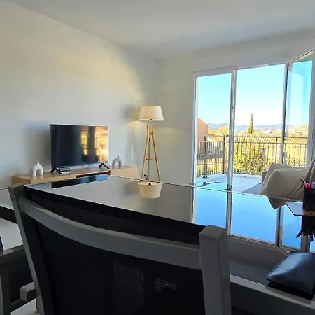 For 2 With Balcony Apartment Cogolin