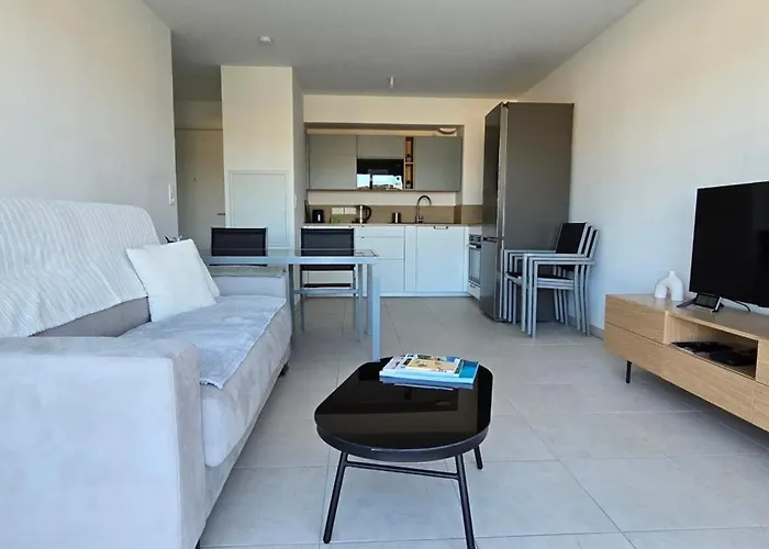 For 2 With Balcony Appartement Cogolin